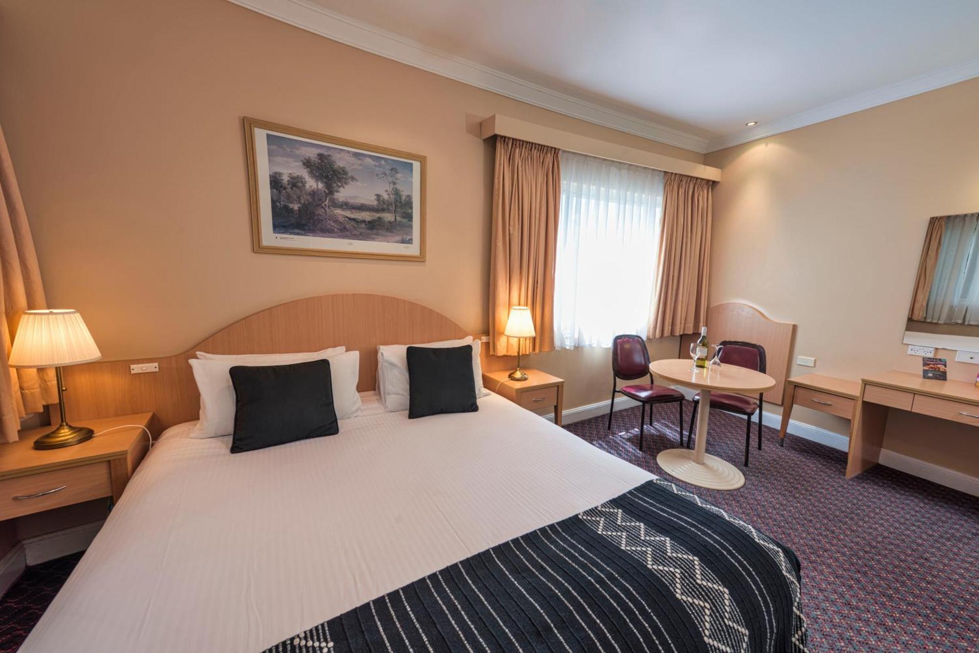 Blue Mountains Heritage Motel Катумба Екстериор снимка