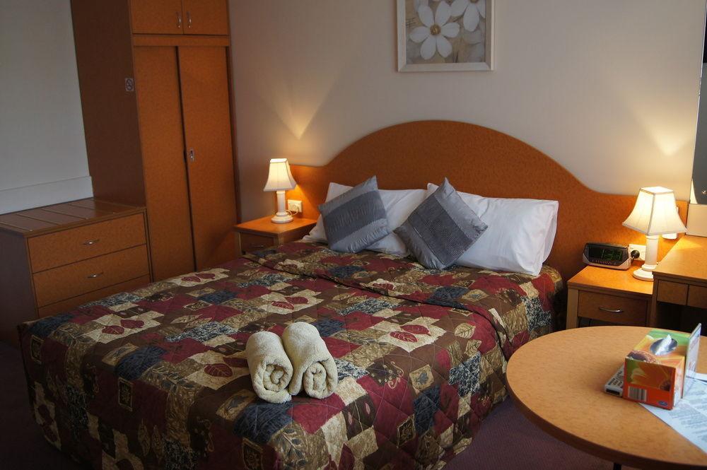 Blue Mountains Heritage Motel Катумба Екстериор снимка